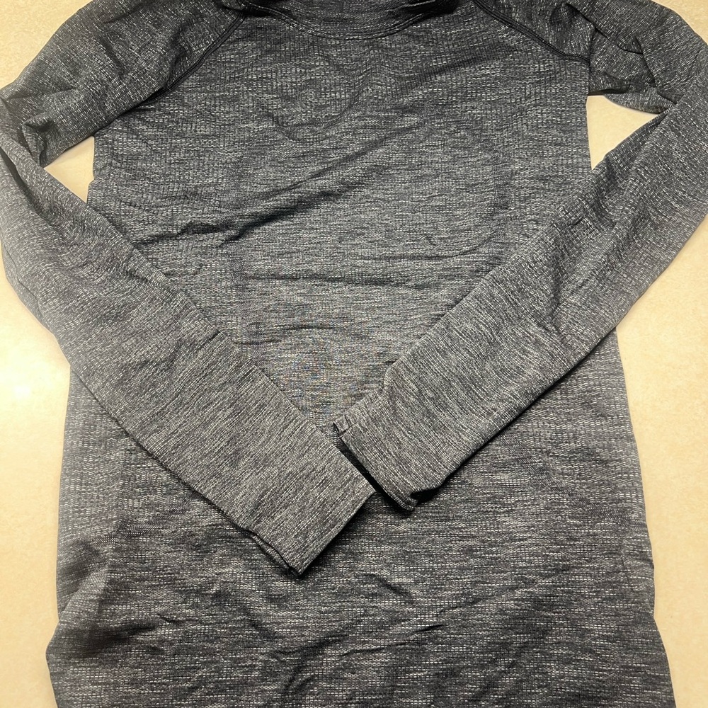 Lululemon Swiftly